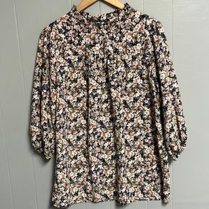Betsey’s Boutique Shop Top NWOT Floral XL